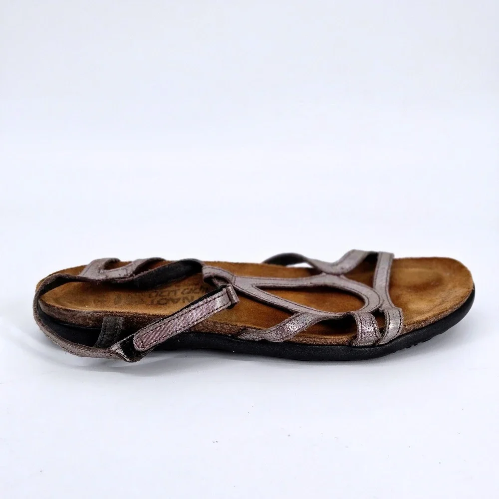 Naot Dorith Strappy Sandal Pewter Metallic Leather Flat Comfort Shoes EU 40 US 9
